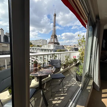 Terrasse Tour *
